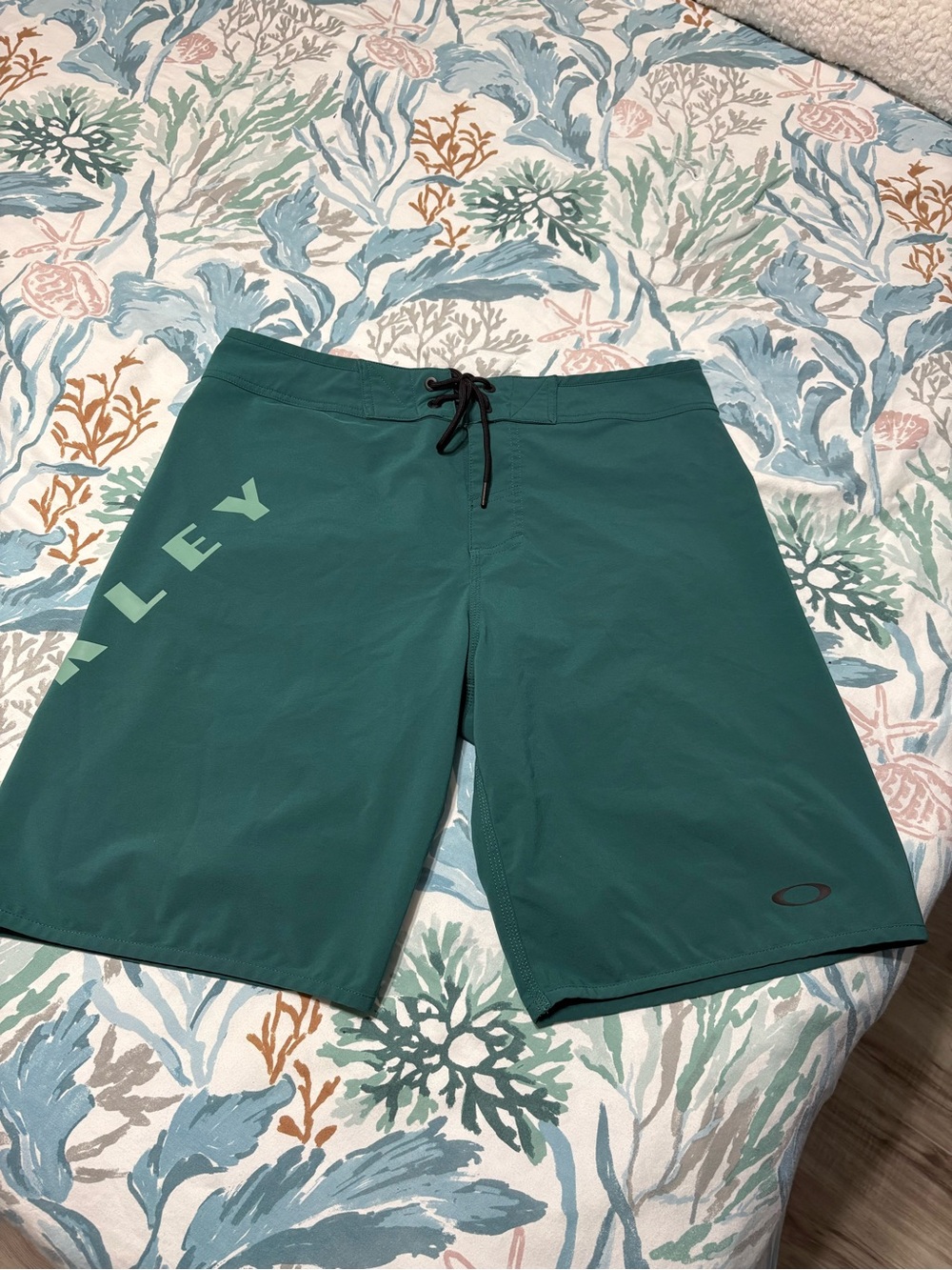 Oakley Men's Teal-Green Swim Board Shorts